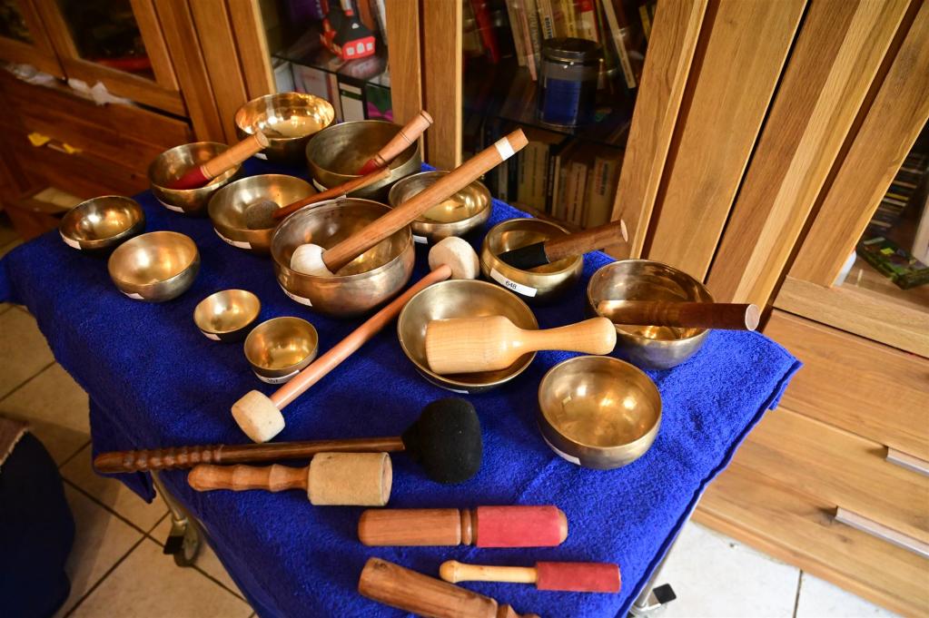 Klangschalen und Klöppel